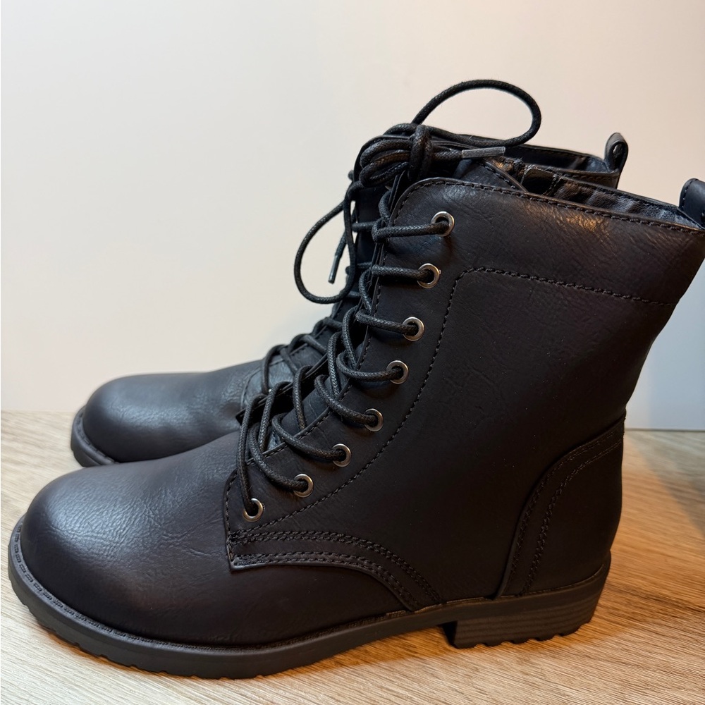 Amazon Essentials Collins Black Combat Boots NWT - image 3